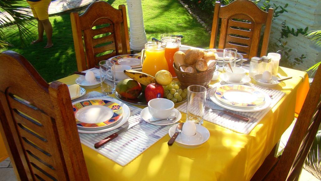 Pousada Casa Dona Rosa Кумбуко Екстериор снимка
